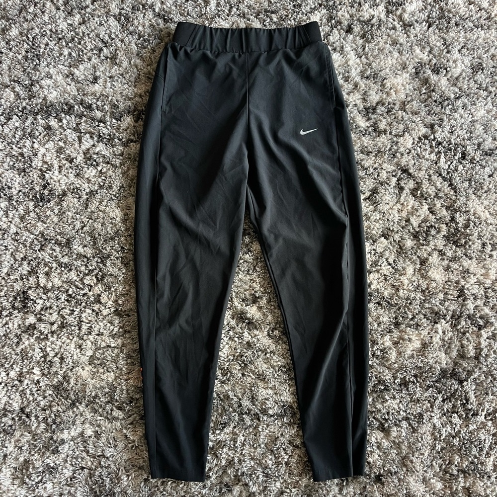 NIKE - ORANGETHEORY COACHING JOGGERS - SIZE S